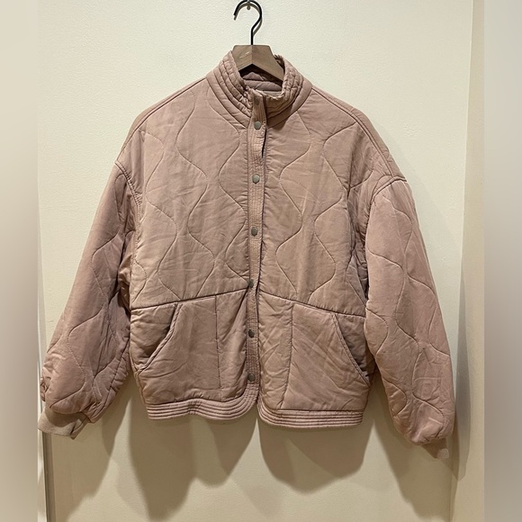 Blank NYC Jackets & Blazers - Blank NYC Muted Pink Quilted Snap Coat - Women’s Size Medium